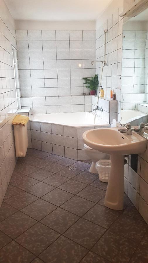 Appartement Casa Zora à Alba Iulia Extérieur photo
